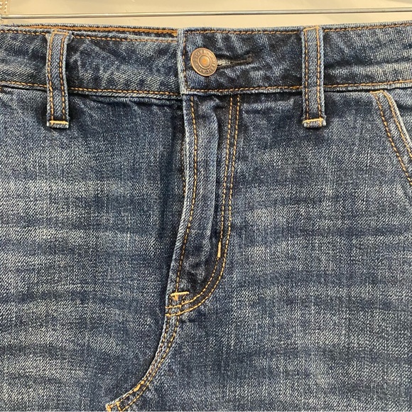 American Eagle Jean Skirt Size 2R - Picture 2 of 6